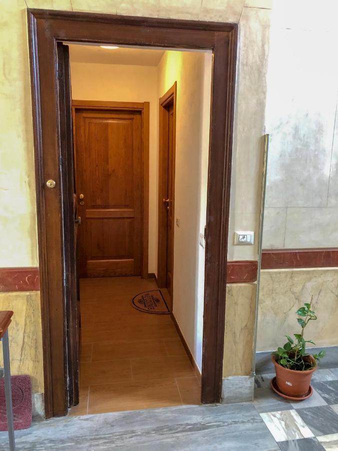 Royal - Cefalu Center Екстериор снимка